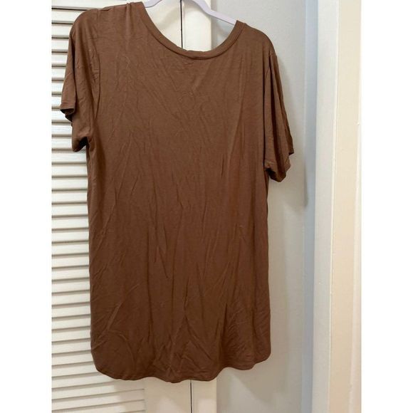 E.C. Women's Tee Tops Large - Picture 2 of 3